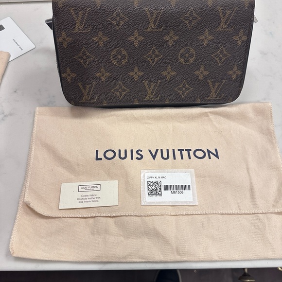 Louis Vuitton Zippy XL Monoram - Picture 5 of 5